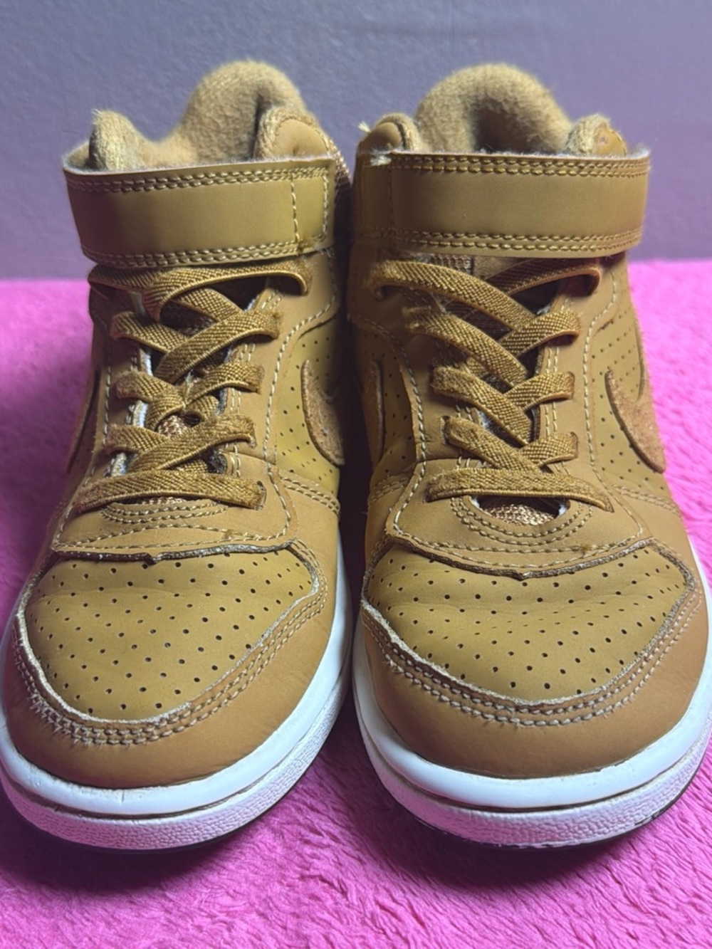 Nike Kids High-Top Sneakers in Wheat/Tan